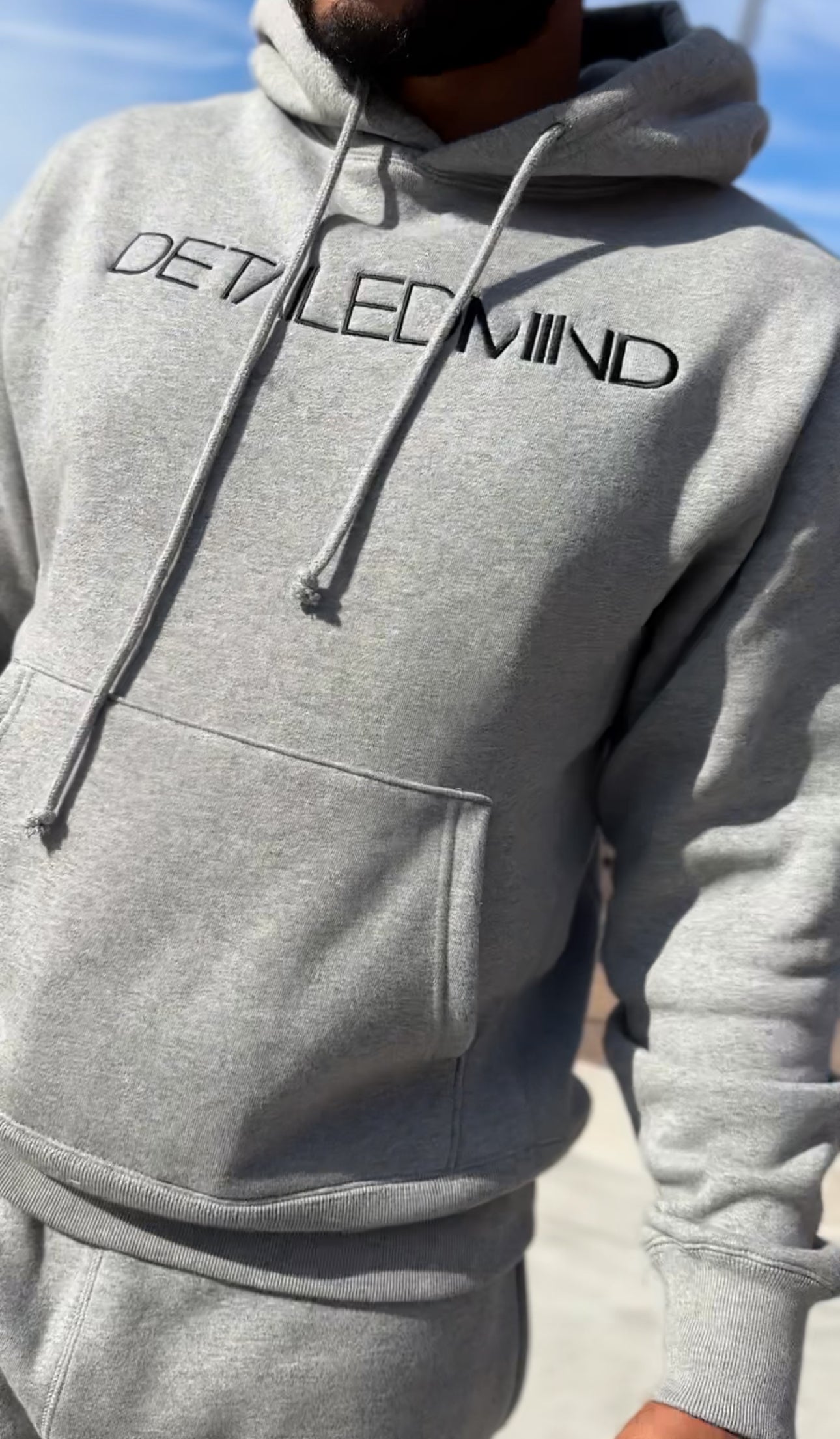 DETΛILED𝗠𝗜𝗡𝗗® HOODIE |GREY\BLΛCK|