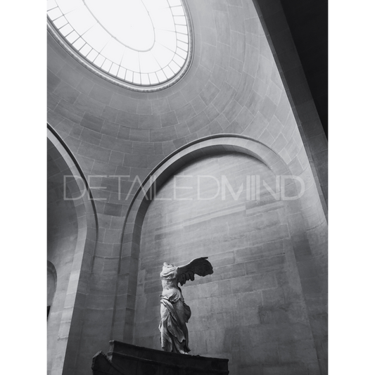 Winged Victory of Samothrace en la Musee du Louvre |PRINT|